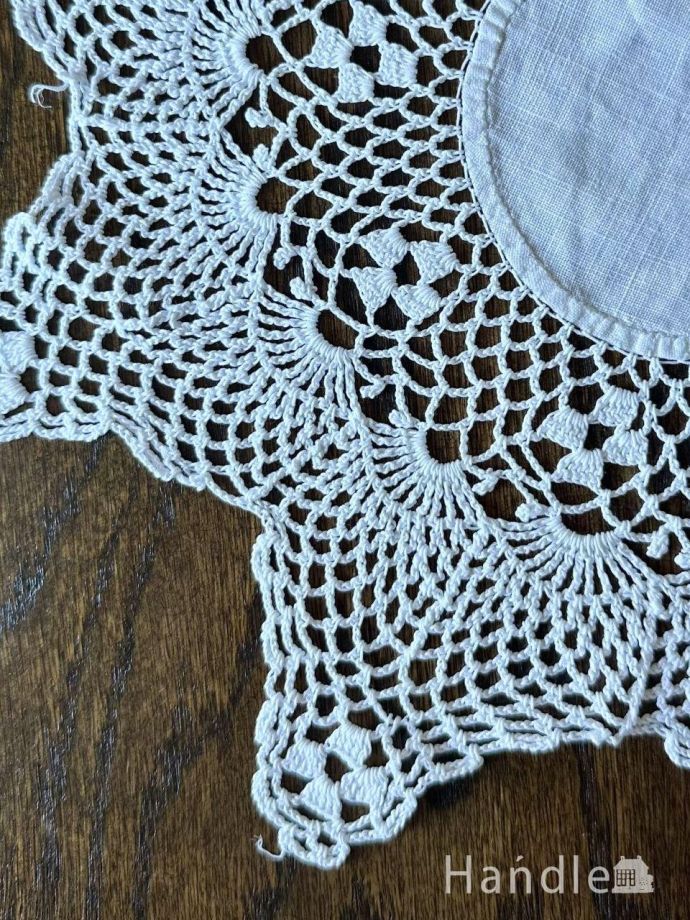 アンティークのドイリー