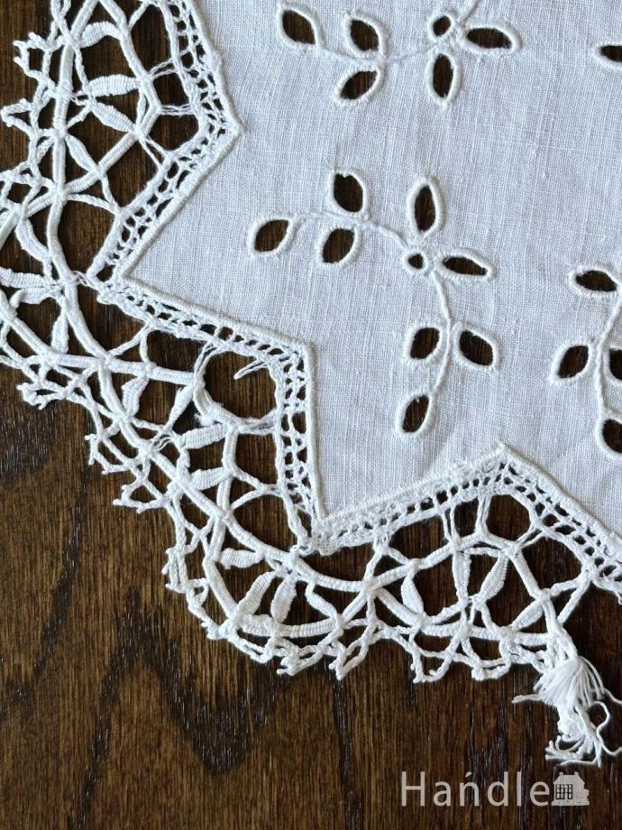 アンティークのドイリー