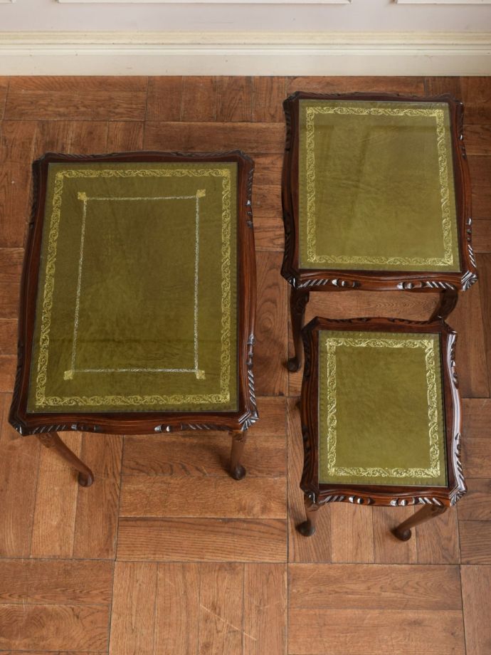 アンティークのテーブルの天板