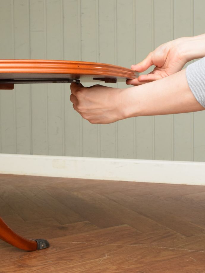 伸長式テーブルのサイズ変更方法