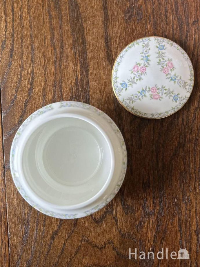 アンティークのトリンケットボックス