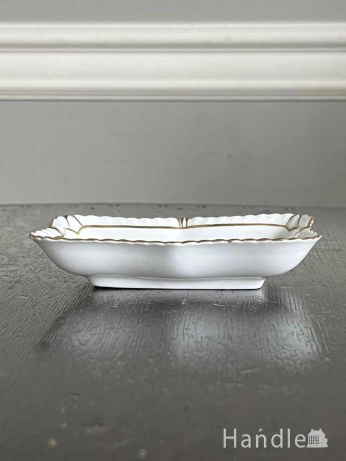 英国アンティークのおしゃれなトレイ