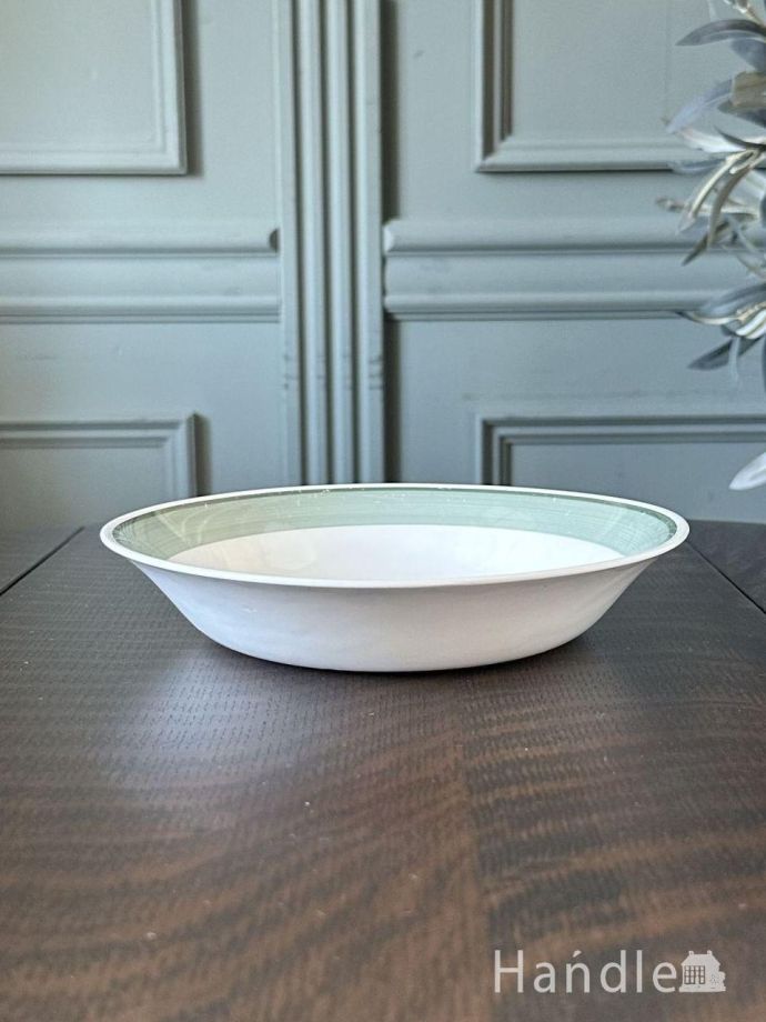 英国アンティークのおしゃれな食器