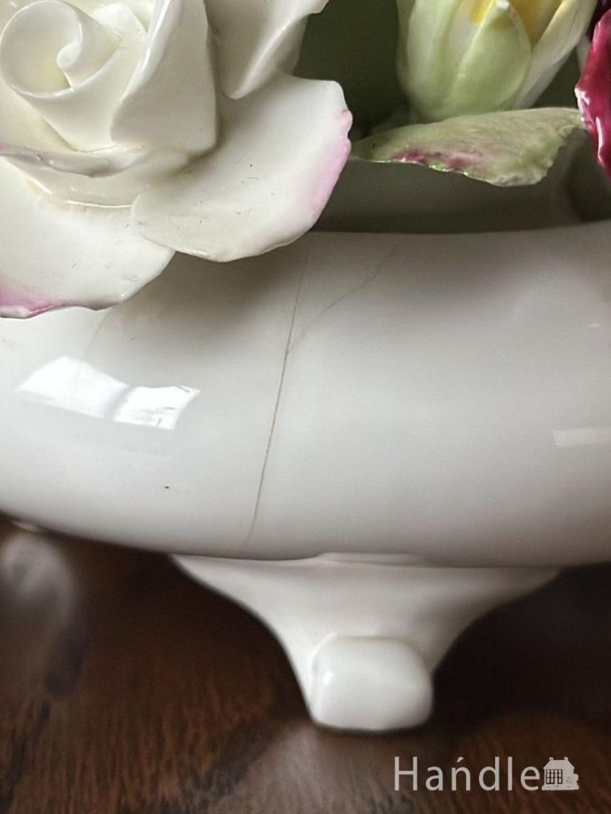 ロイヤルドルトン社のアンティークの陶花、ボーンチャイナのフラワー