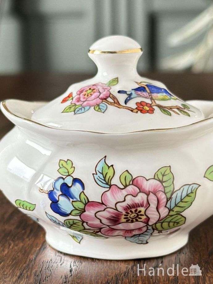 エインズレイの陶磁器