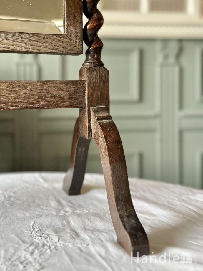 スタンドミラーの装飾