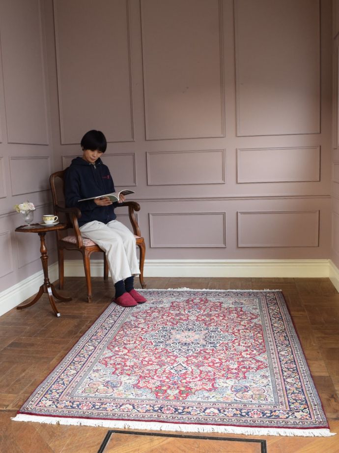 ビンテージのおしゃれな絨毯