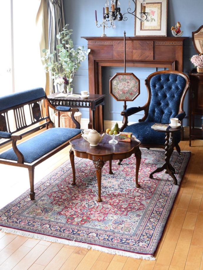 リビングルームで使うペルシャ絨毯