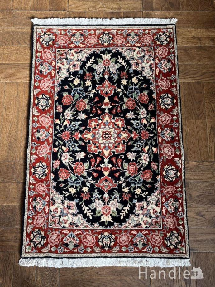 おしゃれなビンテージ絨毯