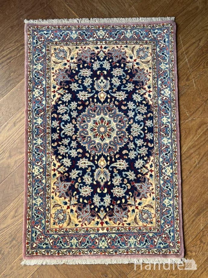 おしゃれなビンテージ絨毯