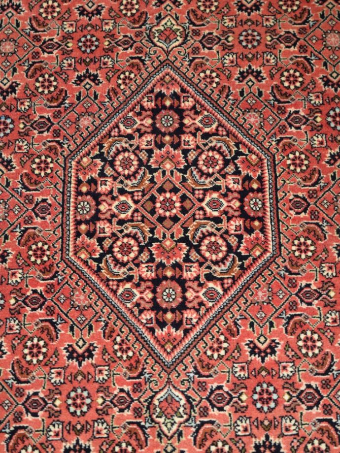 1点もののビンテージ絨毯