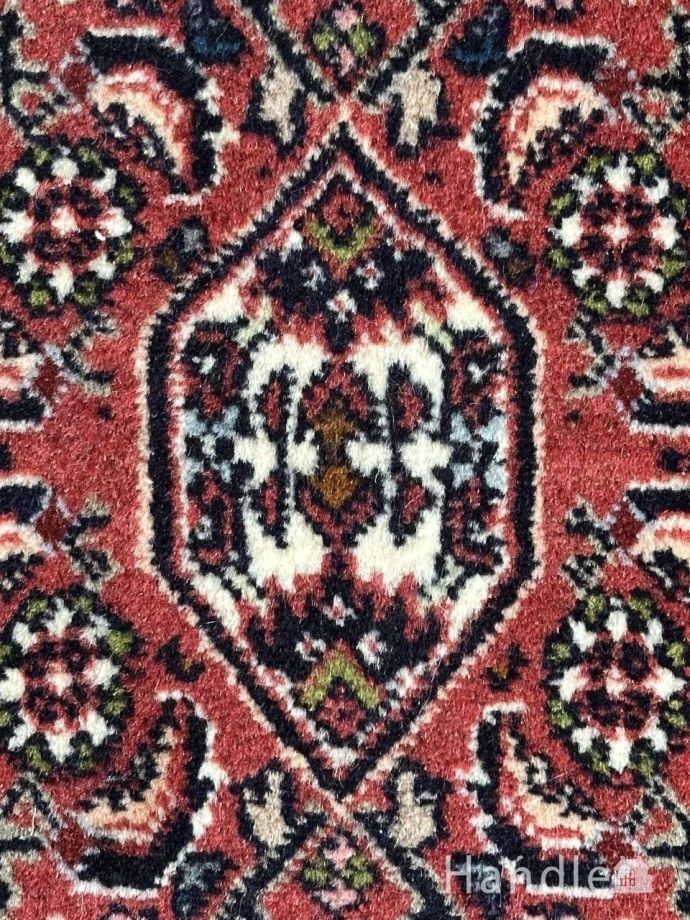 1点ものの手織り絨毯