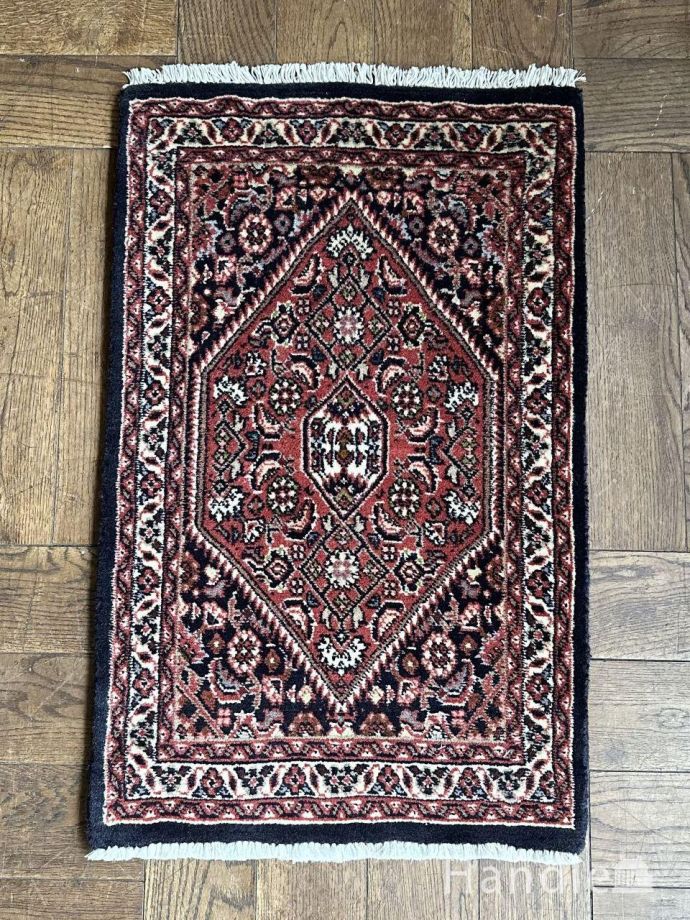 おしゃれな絨毯