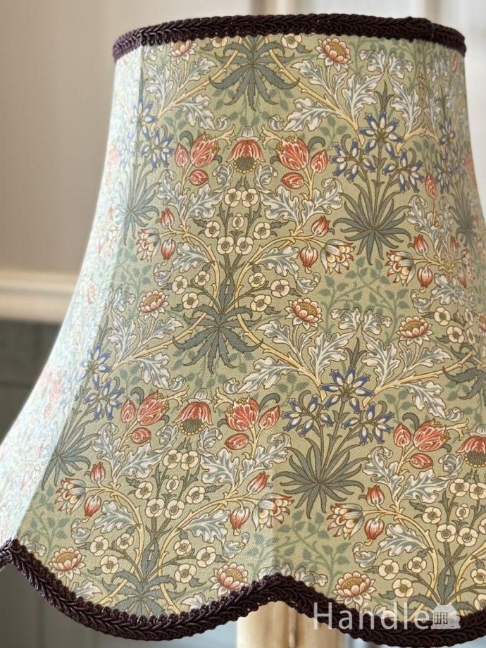 テーブルランプのシェード