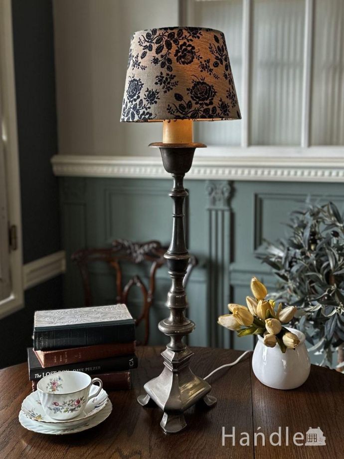 アンティークの照明、テーブルランプ