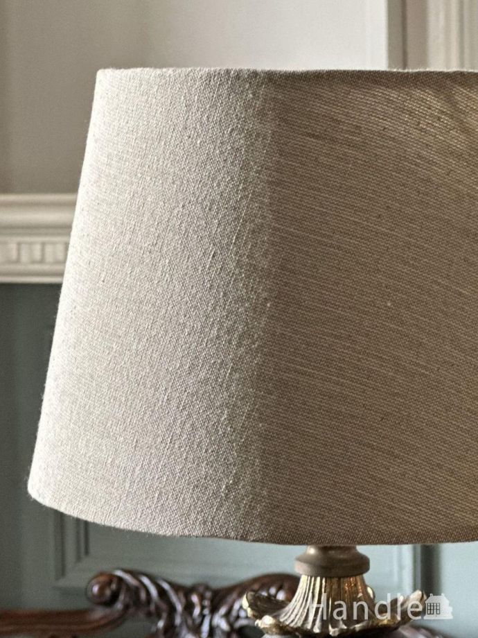 テーブルランプのシェード