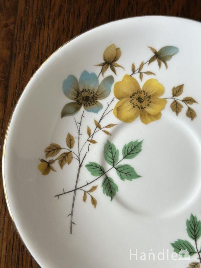 英国アンティークのおしゃれな食器