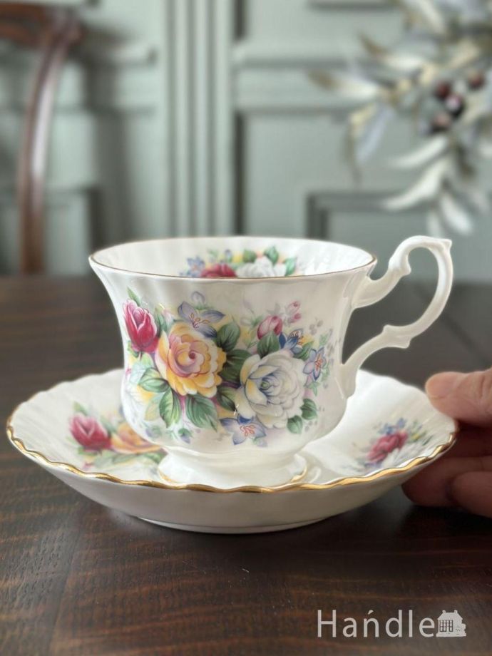 アンティークのカップ&ソーサー