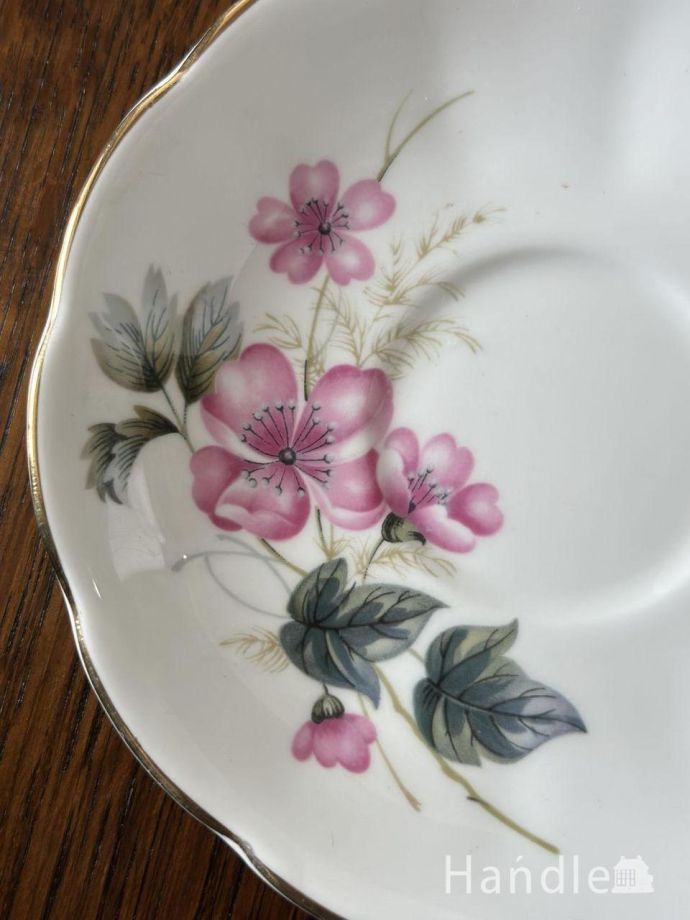 英国アンティークのおしゃれな食器