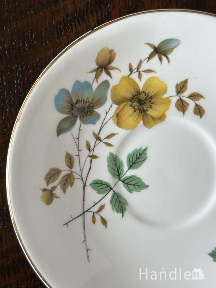 英国アンティークのおしゃれな食器