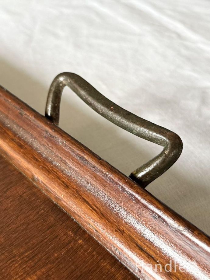 アンティークのトレイ