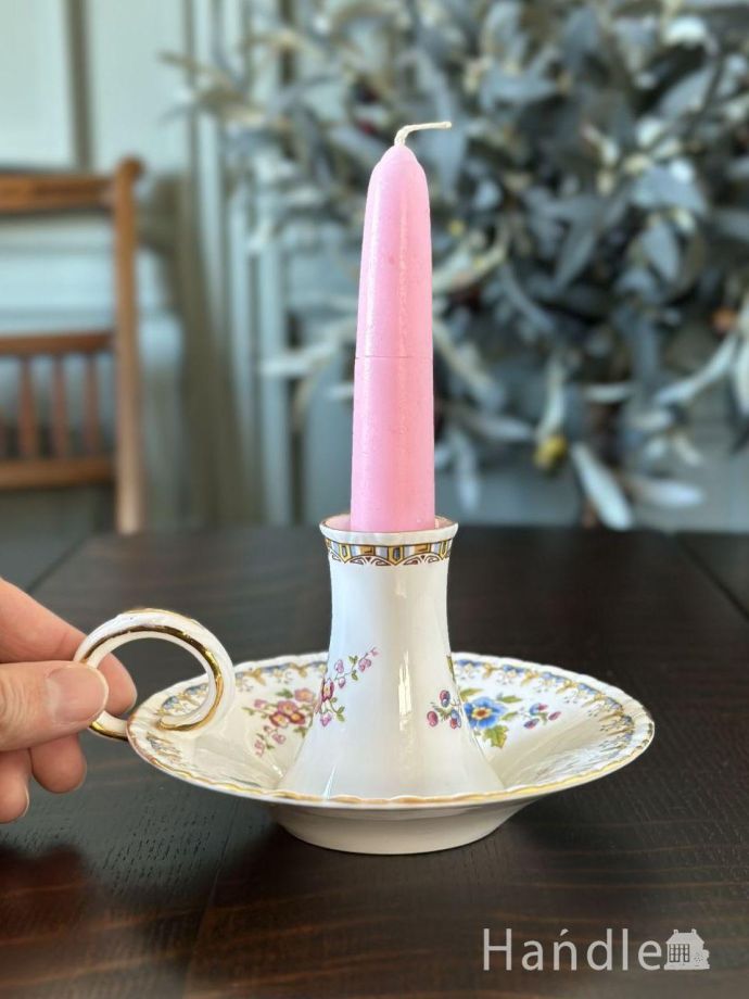 陶磁器のキャンドルスタンド