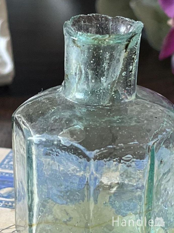 アンティークガラスのインク瓶