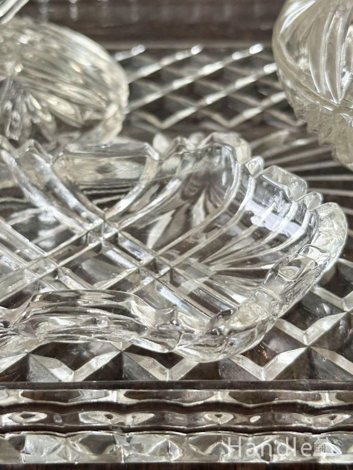 アンティークガラスのアクセサリートレイ