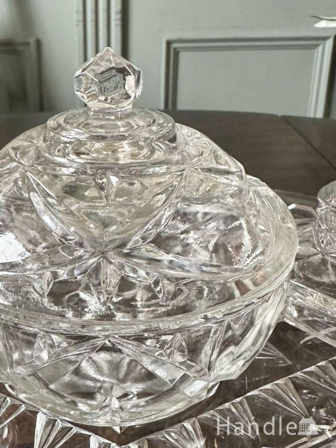 女性のためのお化粧道具でした