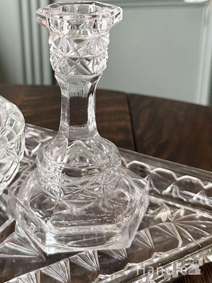 アンティークガラスのキャンドルスタンド