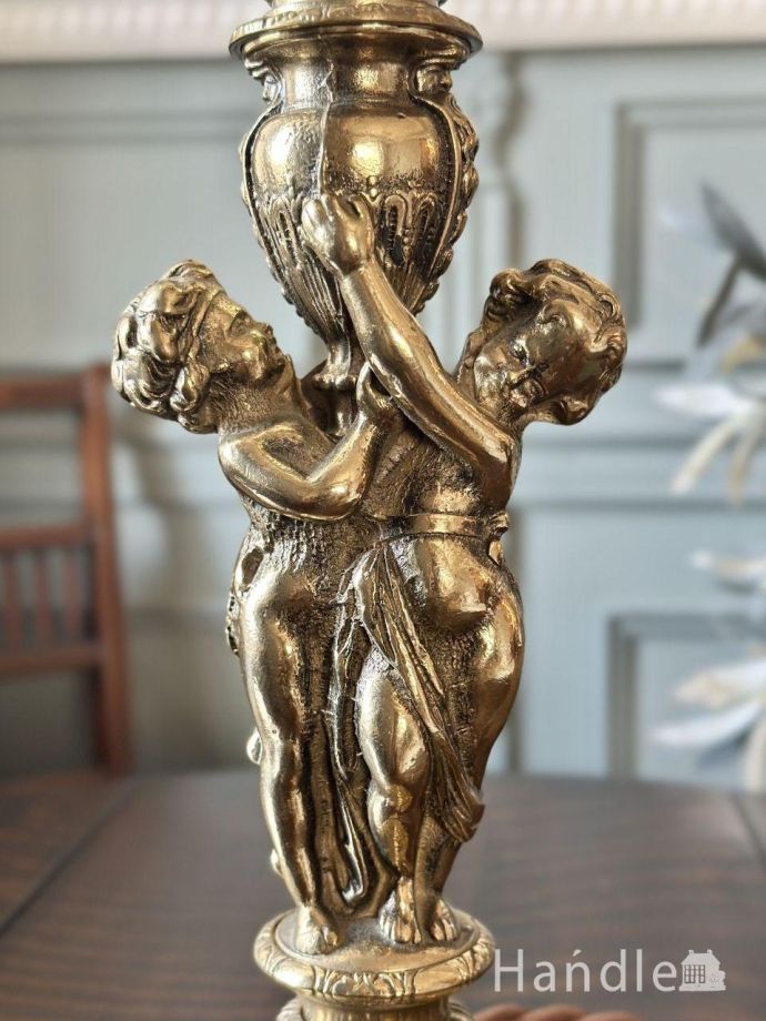 テーブルランプの装飾