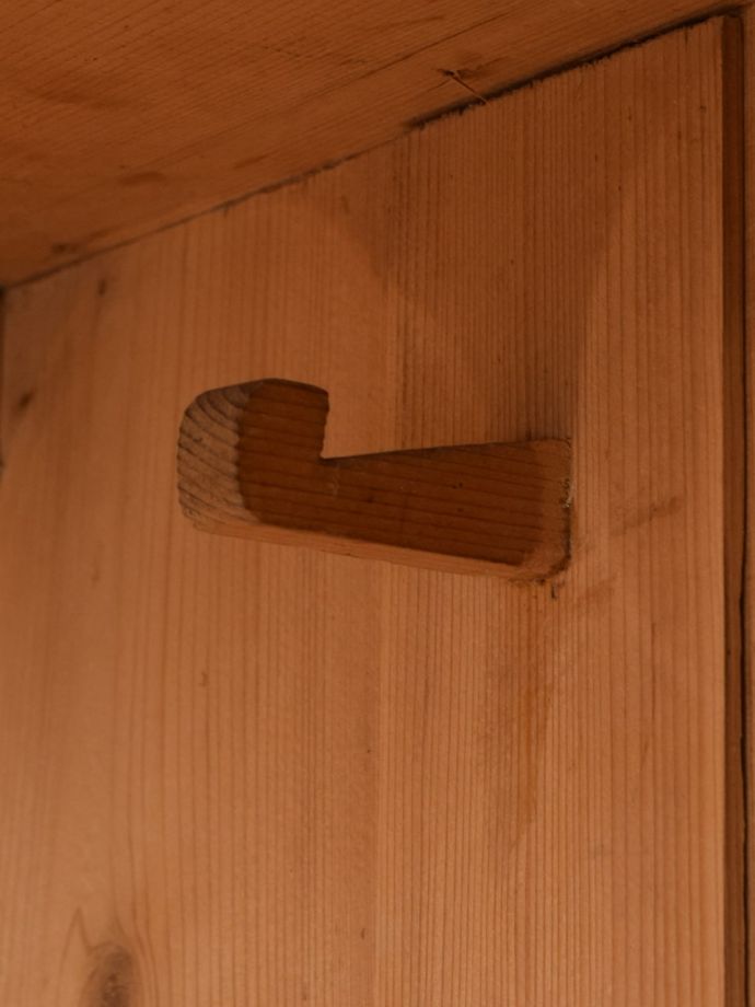 キャビネットのフック