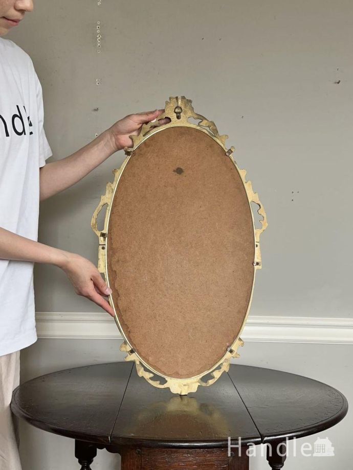 イギリスから届いたおしゃれなアンティークミラー、縁取りの