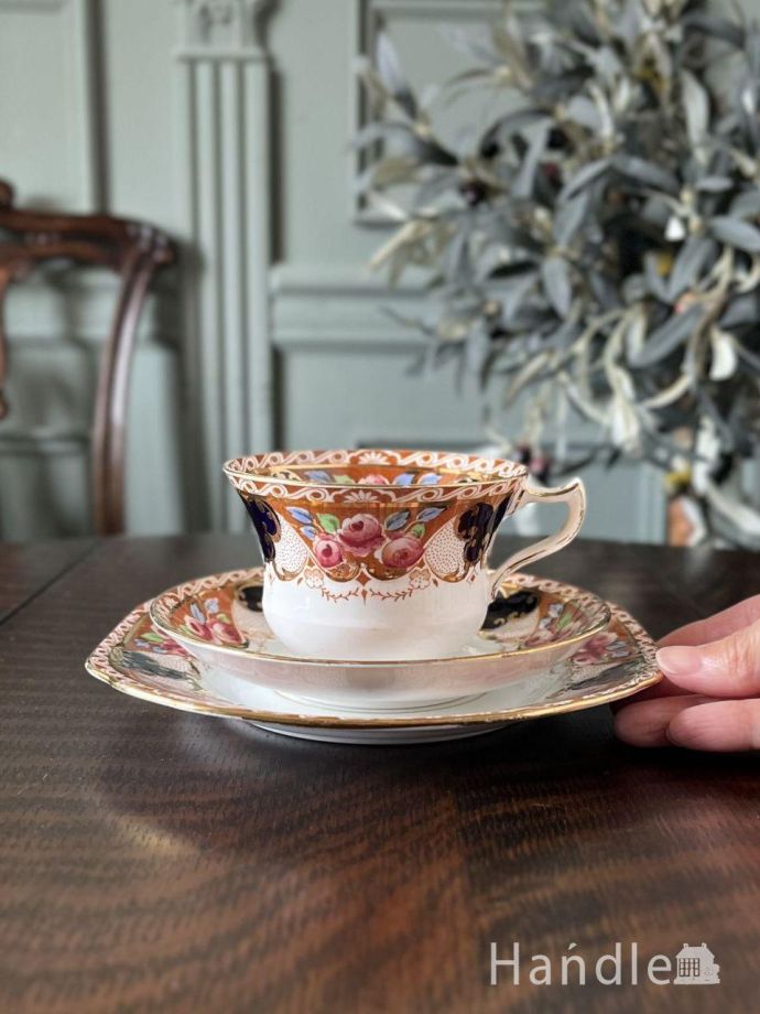 アンティークのカップ&ソーサー