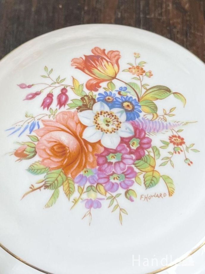 アンティークの小物入れ