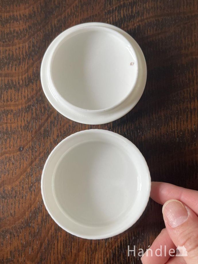 アンティークのトリンケットボックス