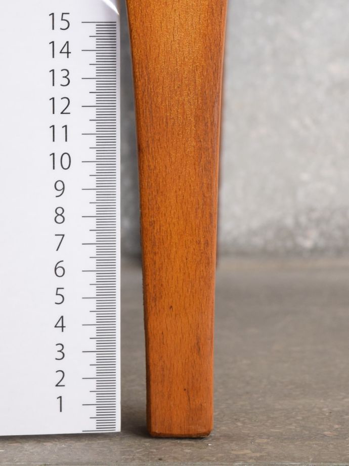 ビンテージ家具の脚