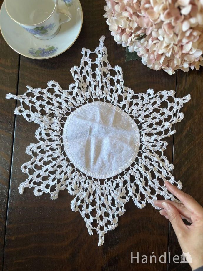 アンティークのレース