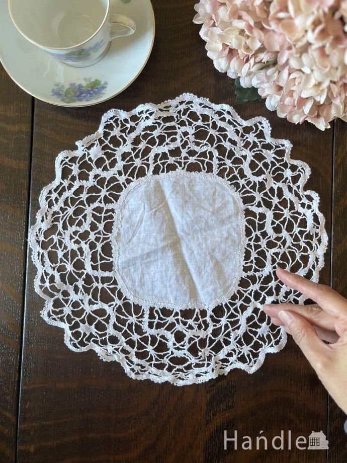 アンティークのレース