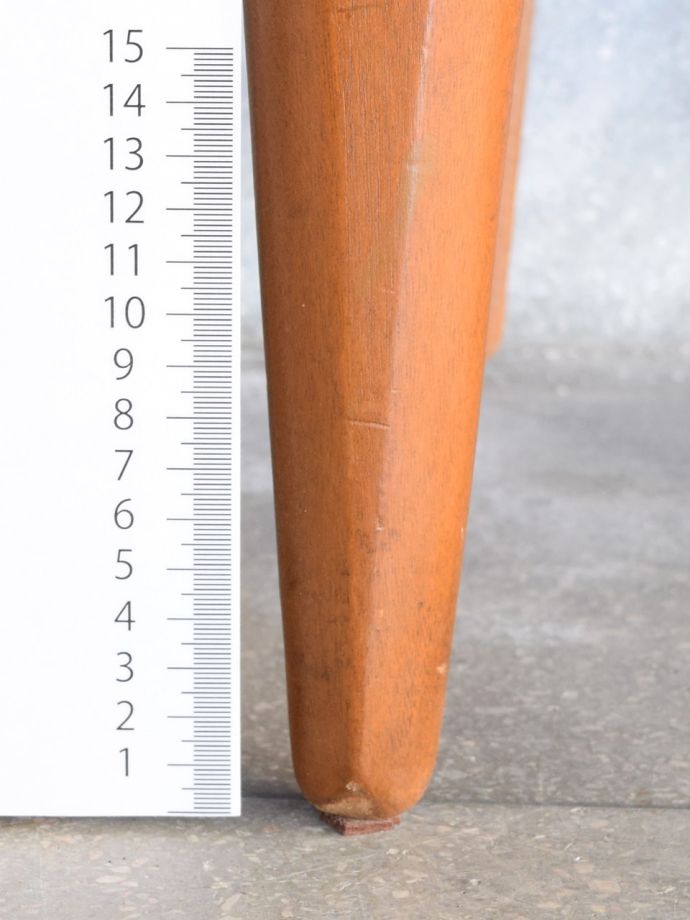 ビンテージ家具の脚