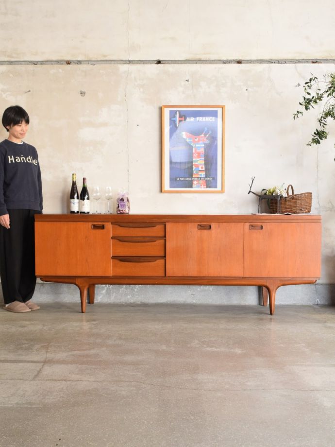 北欧スタイルのおしゃれなサイドボード