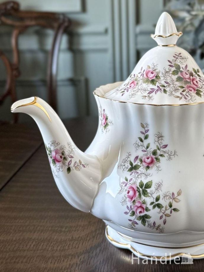 ロイヤルアルバートのラベンダーローズ