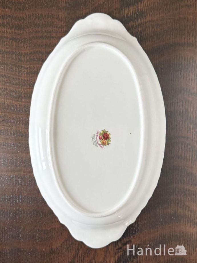 プレートの後ろ