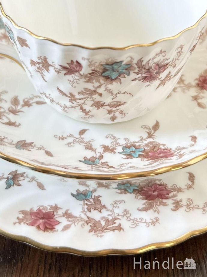 アンティークのカップ＆ソーサー(トリオ)