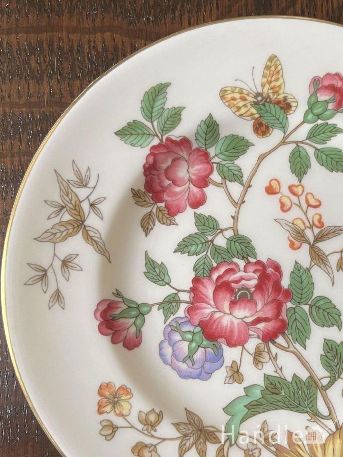 イギリスのカップ＆ソーサー(トリオ)