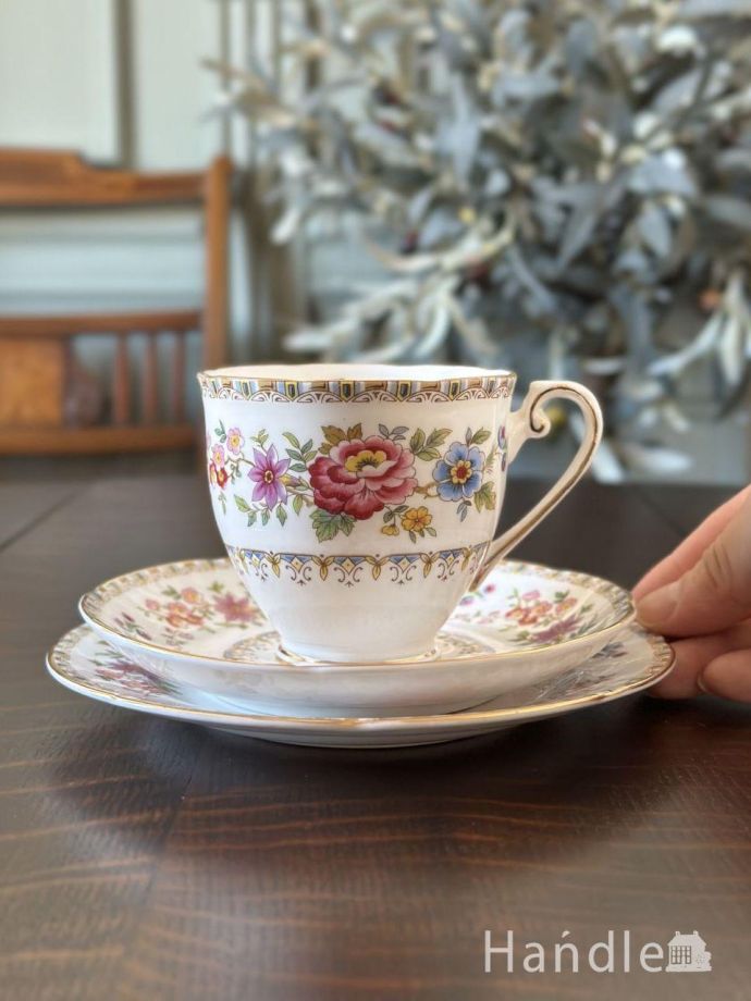 アンティークのカップ&ソーサー