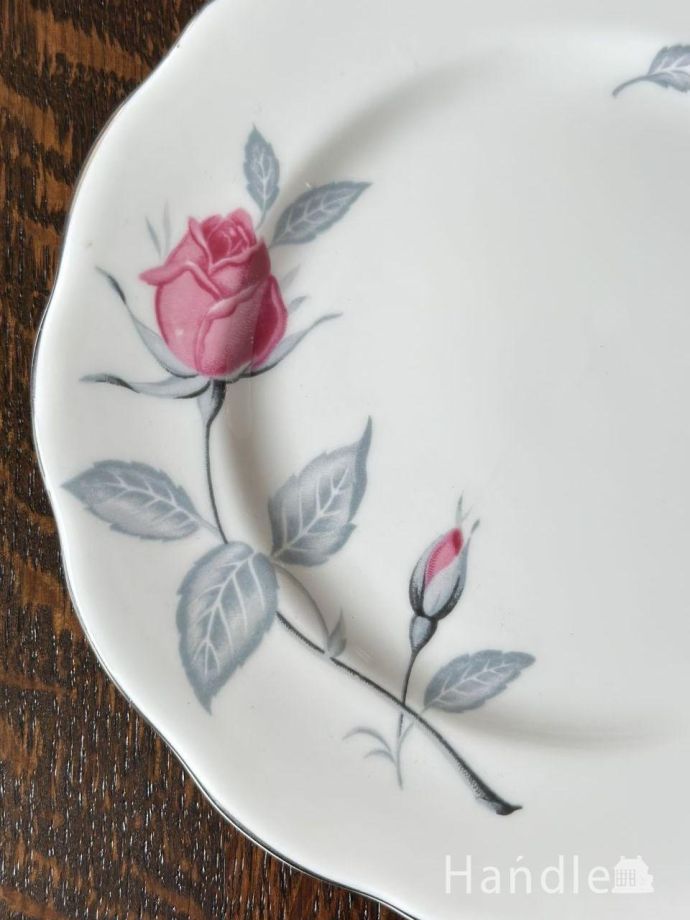 イギリスのカップ&ソーサー(トリオ)