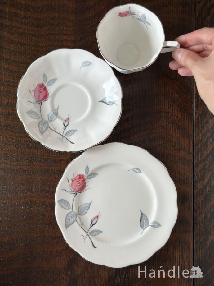 英国アンティークのおしゃれな食器