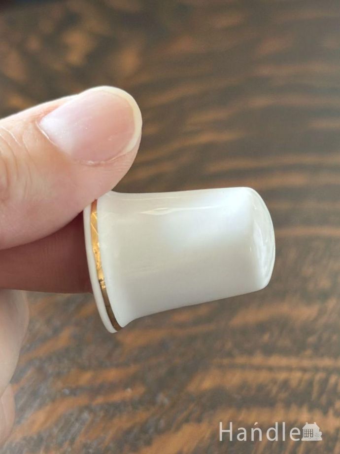 英国アンティークのおしゃれなシンブル