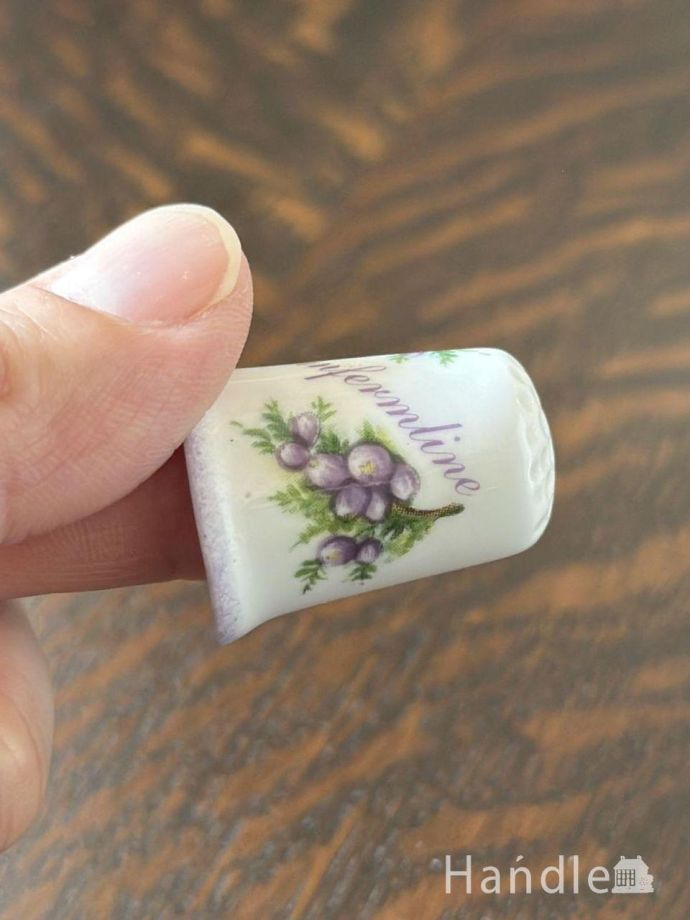 英国アンティークのおしゃれなシンブル